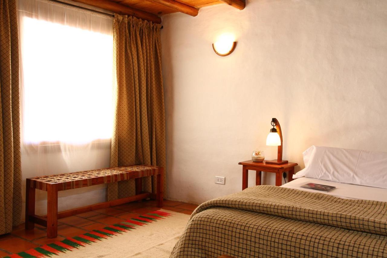 Casa De Piedra Hotel Purmamarca Bagian luar foto