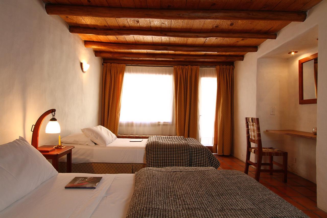 Casa De Piedra Hotel Purmamarca Bagian luar foto