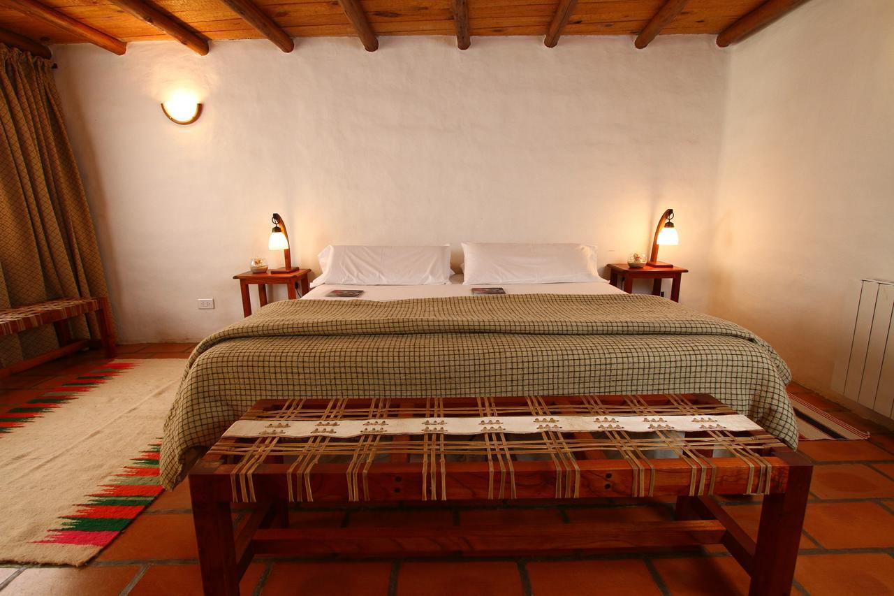 Casa De Piedra Hotel Purmamarca Bagian luar foto